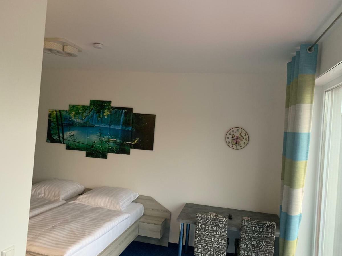 Hotel Am Spielacker Gelnhausen Extérieur photo